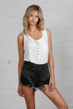 Load image into Gallery viewer, Hannah High Rise Denim Shorts - Black