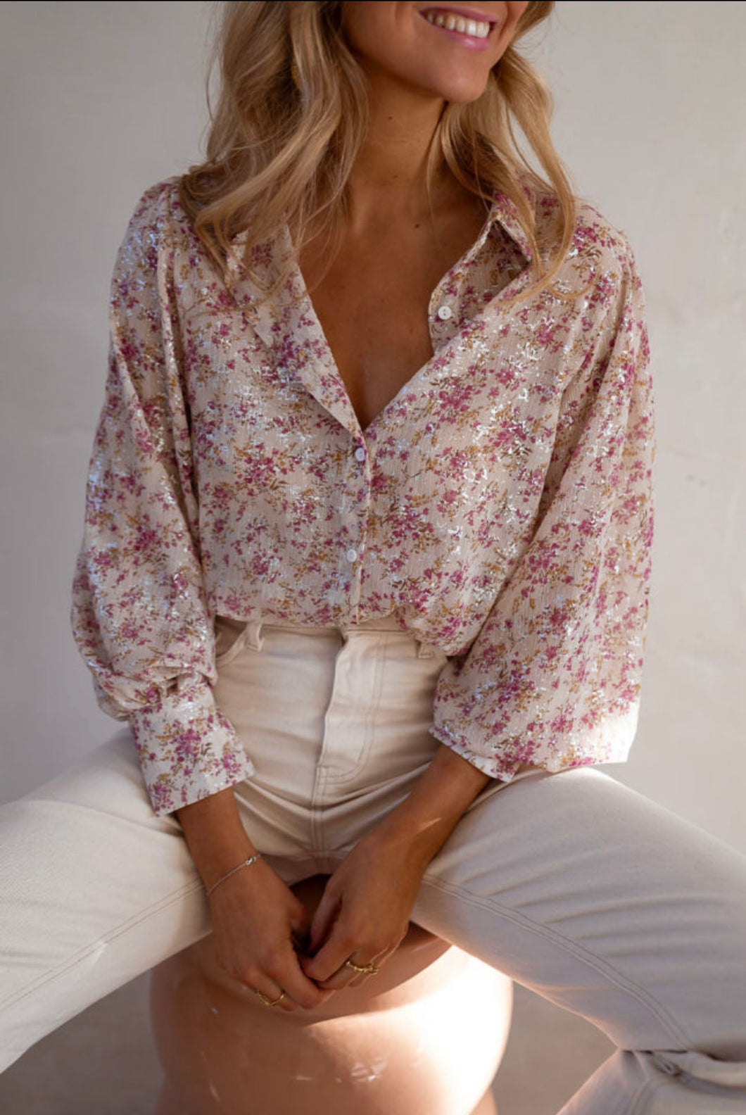 Angela Floral V-Neck Shirt- Pink