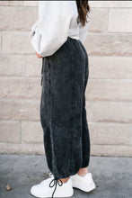 Load image into Gallery viewer, Selena Mineral Wash Wide Leg Pants- Black