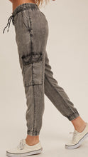 Load image into Gallery viewer, Aria Cargo Joggers- Washed Black