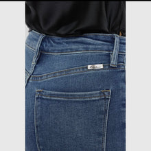 Load image into Gallery viewer, Kacey High Rise Straight Jeans -Medium