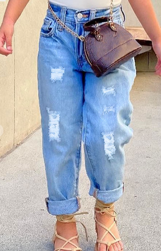 Elisa Distressed Jeans - Medium