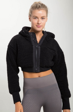 Load image into Gallery viewer, Shelly Cropped Sherpa Jacket -Black