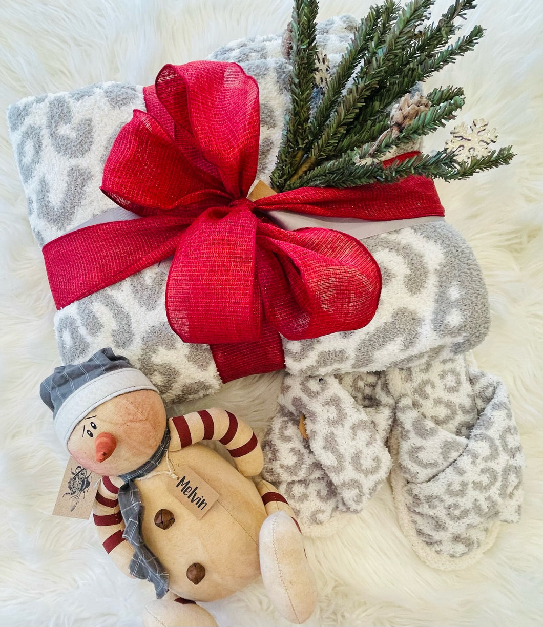 Oh So Soft Blanket & Slipper Gift Set - Grey